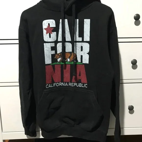 California Hoodie Black - Picture 1 of 4
